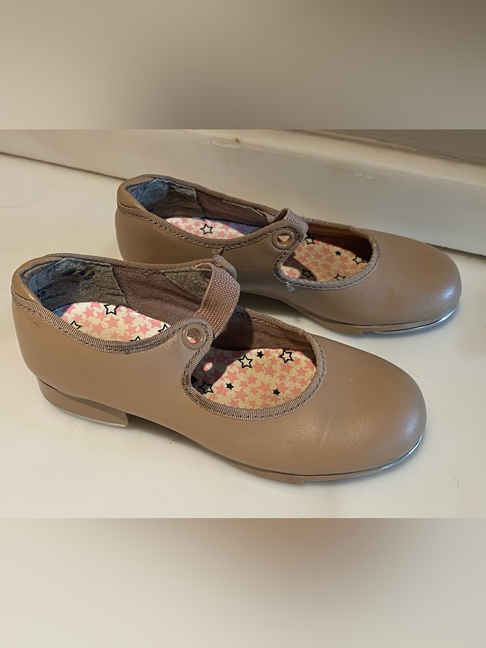 CAPEZIO Tan Tap Shoes, Size 9